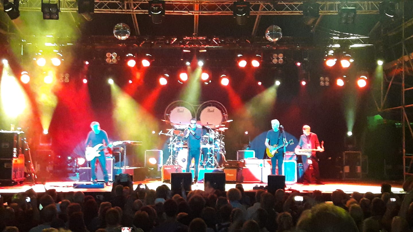 Golden Earring show photo Klaus Henn Grenswerk Open Air festival July 13 2017 Tegelen - De Doolhof